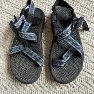 Women’s Teva Black and Navy Sandals size 7